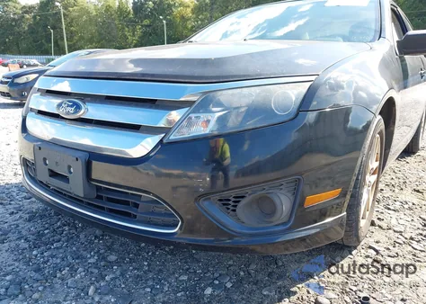 2011 Ford Fusion S из США, поврежденный, VIN 3FAHP0GAXBR243031